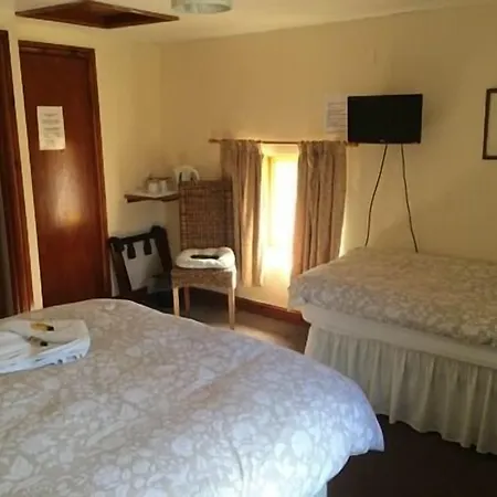 The Fox & Hounds بيت ريفي