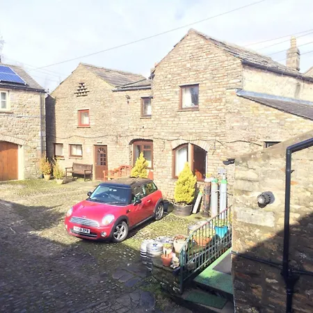 Inn The Fox & Hounds West Burton