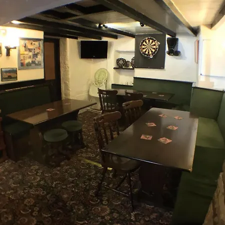 The Fox & Hounds West Burton